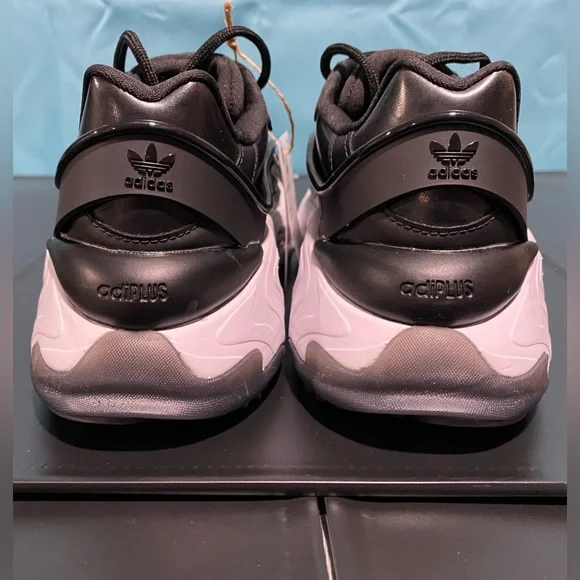 ADIDAS OZNOVA WOMENS 6.5 YOUTH 4.5 BLACK AND WHITE SOLD OUT COLOR @ ADIDAS - Picture 5 of 6